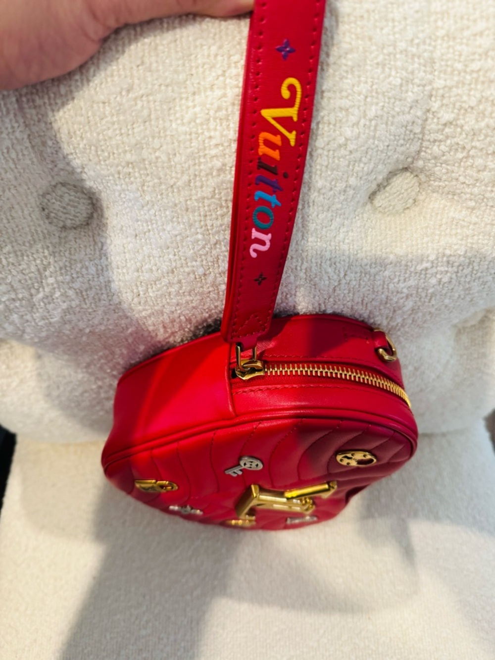 Louis Vuitton Red Heart-Shaped Mini Crossbody with Gold LV Emblem - Picture 3 of 3